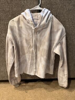 Women’s SO Lounge Life Crop Hoodie Size Medium In Tan & White Tie Dye